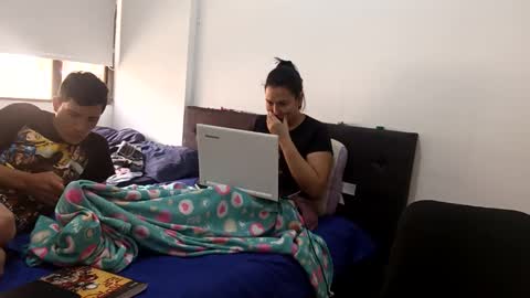 mauroluxandra online show from 10.26.25