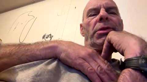 Snapshot of maverick7000 chatting on 02.14.25 maverick7000 online show from 02.14.25