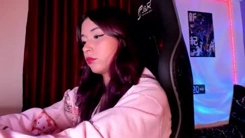 Hilary online show from 09.17.25