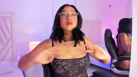 Mavy  online show from 01.14.25