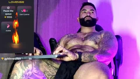 max__prada online show from 09.19.25