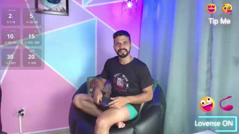 Max  Ashley online show from 11.30.25