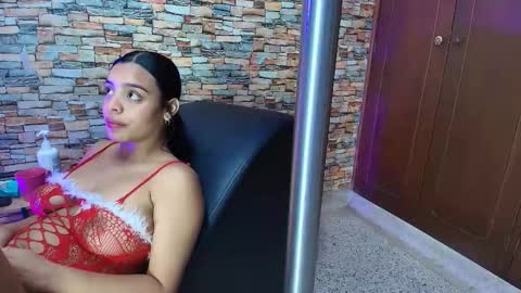 Max  Ashley online show from 02.17.26