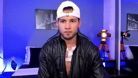 Max Conor online show from 09.19.25