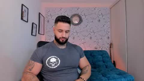 max D. online show from 07.08.26