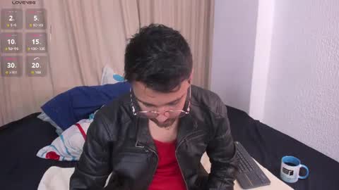 Snapshot of max_ed chatting on 07.15.26 edward online show from 07.15.26