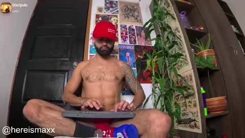 Max Follow me IGX hereismaxx online show from 01.23.25