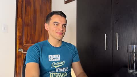 Snapshot of max_lancaster chatting on 12.03.24 Max Lancaster online show from 12.03.24