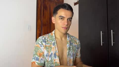 Snapshot of max_lancaster chatting on 12.31.24 Max Lancaster online show from 12.31.24