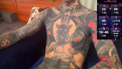 Snapshot of max_reaves chatting on 12.29.24 online show from 12.29.24