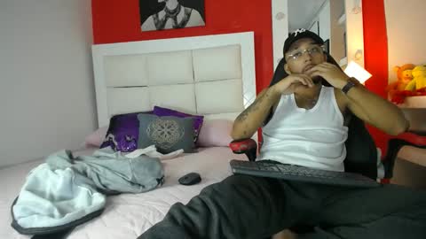 max_sexyhot26 online show from 01.19.25