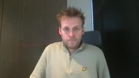 Max take off clothes online show from 02.03.26