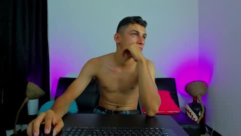 MAX     online show from 03.04.26