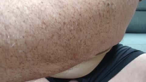 Snapshot of maxb84 chatting on 09.30.25 Max online show from 09.30.25