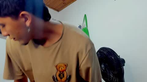 Snapshot of maxbigcock2025 chatting on 12.19.24 Max online show from 12.19.24