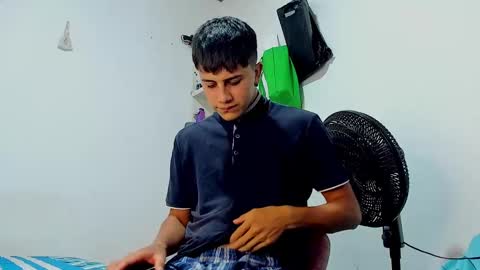 Snapshot of maxbigcock2025 chatting on 02.14.25 Max online show from 02.14.25