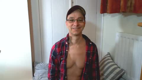 Max Davies online show from 01.20.25