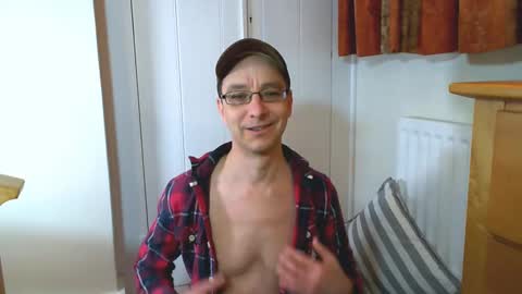 Max Davies online show from 02.03.25