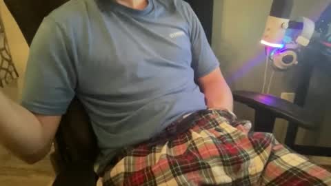 Snapshot of maxfreaky407284 chatting on 01.10.26 perezcouple online show from 01.10.26