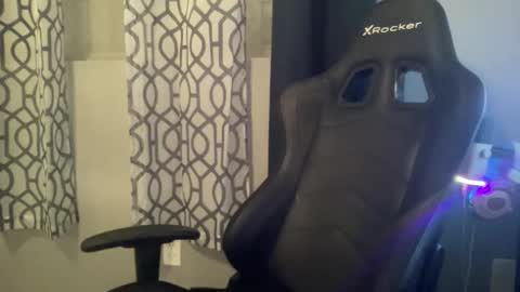 Snapshot of maxfreaky407284 chatting on 01.11.26 perezcouple online show from 01.11.26