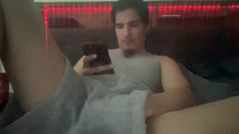 Snapshot of maxfreaky407284 chatting on 02.05.26 perezcouple online show from 02.05.26