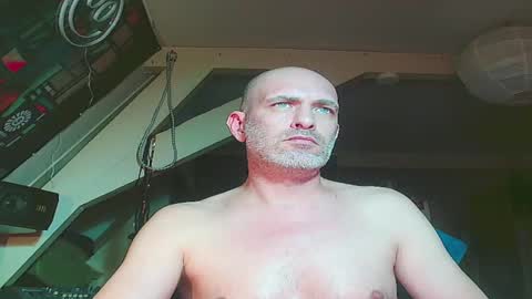 Snapshot of maxhardcore77 chatting on 03.09.25 maxhardcore77 online show from 03.09.25