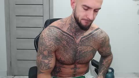 Maximus Fox online show from 11.25.25