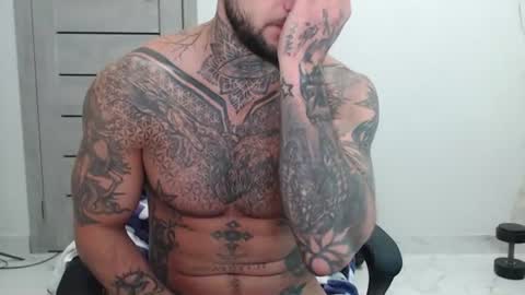 Snapshot of maxi_foxxx chatting on 06.19.26 Maximus Fox online show from 06.19.26