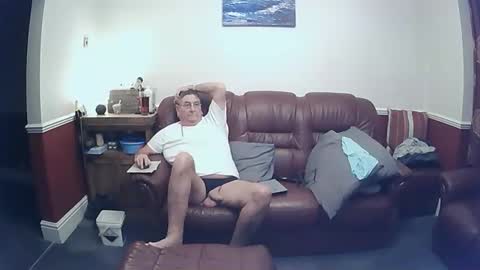 MAX online show from 10.26.25