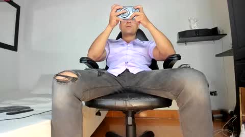 MAXI      online show from 02.21.26