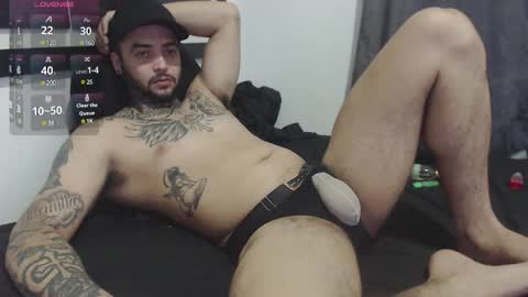 Snapshot of maxi_rogger chatting on 01.10.25 maxi rogger online show from 01.10.25