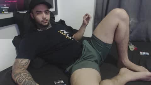 Snapshot of maxi_rogger chatting on 01.21.25 maxi rogger online show from 01.21.25