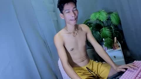 Reyn online show from 10.14.25