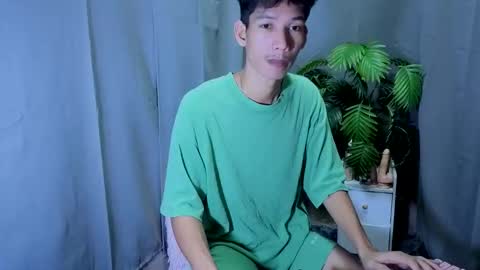 Reyn online show from 10.20.25