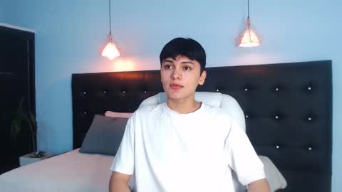 Snapshot of maxii18_ chatting on 10.17.25 --  -- online show from 10.17.25