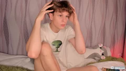 Snapshot of maxim_burn chatting on 10.03.25 maxim burn online show from 10.03.25