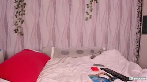 Snapshot of maxim_burn chatting on 10.07.25 maxim burn online show from 10.07.25