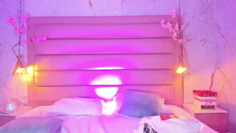 maxim online show from 09.23.25