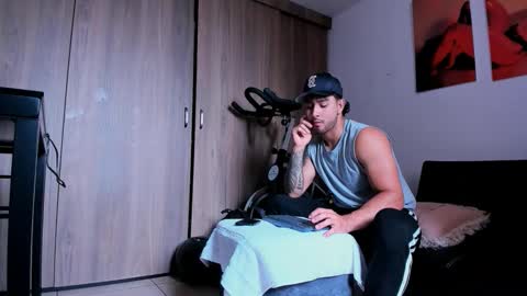 Snapshot of maximo004 chatting on 10.17.25 Maximo online show from 10.17.25