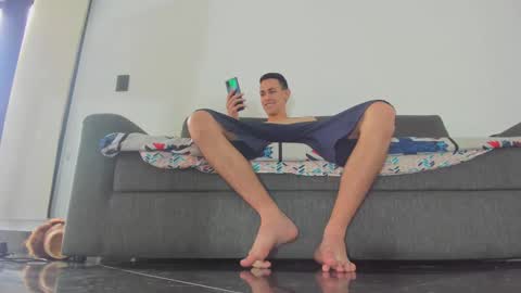 Snapshot of maximo__77 chatting on 10.10.25 maximo__77 online show from 10.10.25