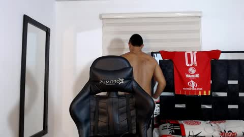 Maximo Sebastian online show from 06.03.26