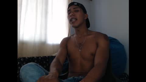 Maximo Aron Vega online show from 12.09.24