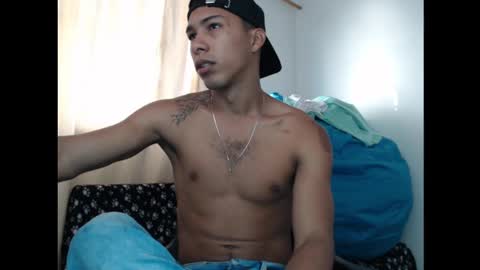Maximo Aron Vega online show from 12.10.24
