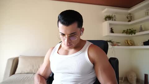 Sebastian online show from 02.11.26