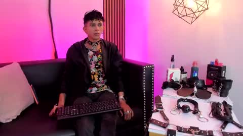 MAXIMO online show from 06.20.26