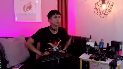 MAXIMO online show from 07.04.26