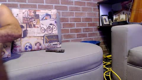 Snapshot of maximotorricelli chatting on 02.14.25 maximotorricelli online show from 02.14.25