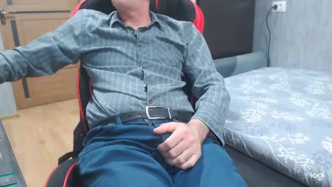 maximus3334 online show from 04.12.26