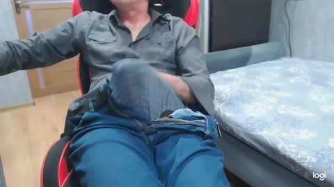 maximus3334 online show from 04.25.26