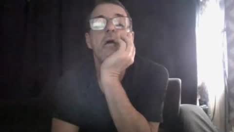 Snapshot of maximus_oreally chatting on 03.09.25 Max online show from 03.09.25